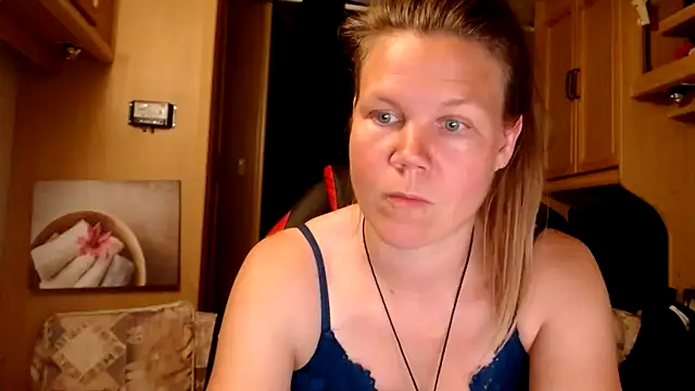 CallMeMaria online show from January 12, 9:08 pm