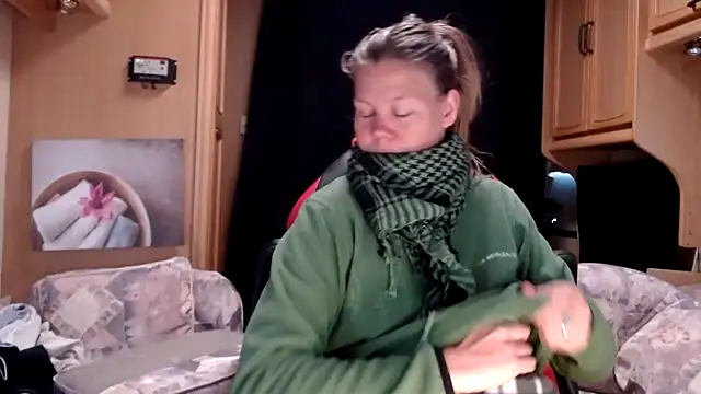 CallMeMaria online show from January 16, 10:53 am