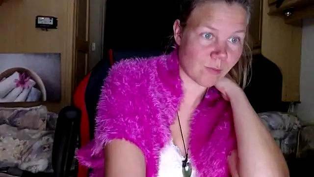 CallMeMaria online show from January 19, 7:15 pm