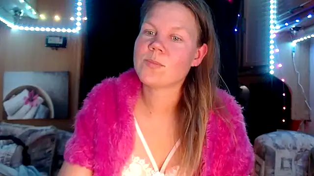 CallMeMaria online show from January 30, 4:45 pm