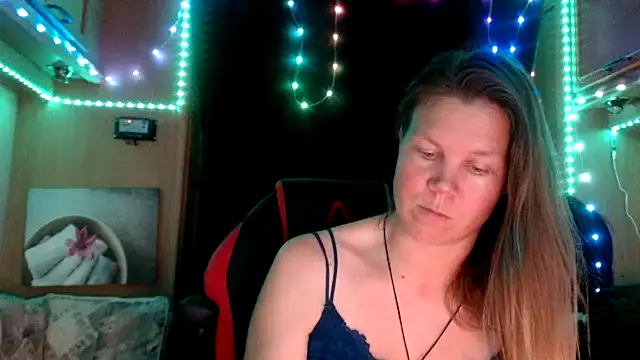 CallMeMaria online show from February 3, 8:13 pm