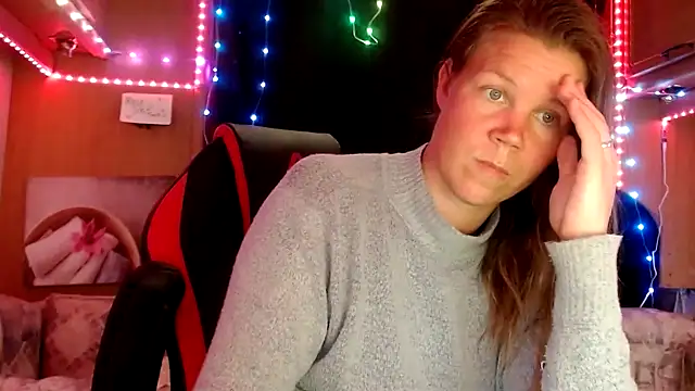 CallMeMaria online show from February 15, 3:06 pm