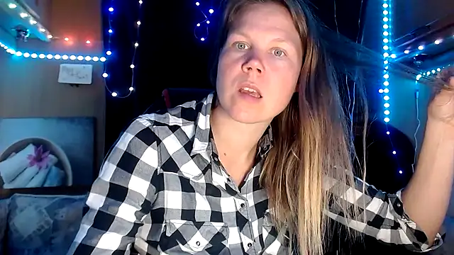 CallMeMaria online show from February 16, 4:53 pm