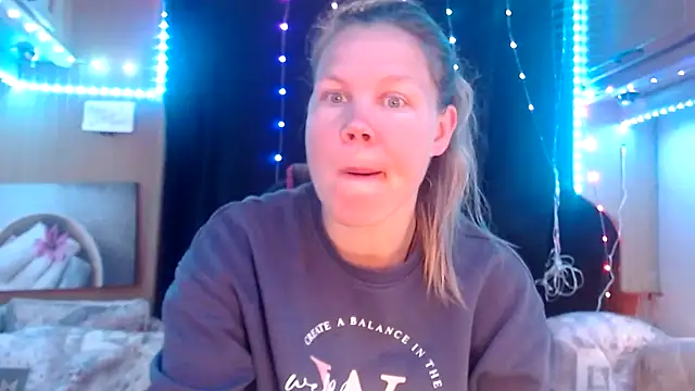 CallMeMaria online show from February 19, 10:12 am