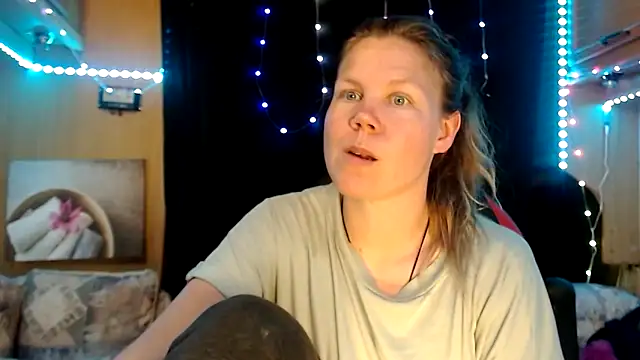 CallMeMaria online show from February 28, 1:25 pm