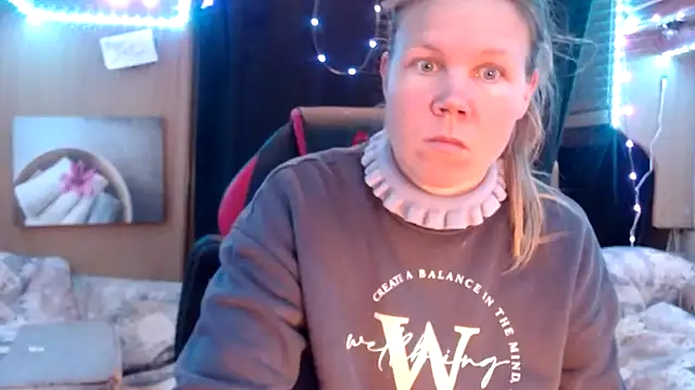 CallMeMaria online show from March 11, 11:12 am