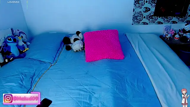 Snapshot of Malud09 chatting on October 1, 12:11 pm Malud09 online show from October 1, 12:11 pm