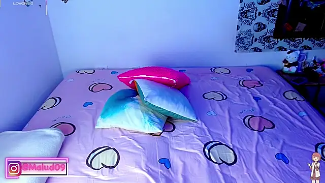 Snapshot of Malud09 chatting on October 24, 1:07 pm Malud09 online show from October 24, 1:07 pm