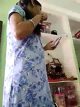 Hotty-Nidhi online show from March 19, 6:24 am