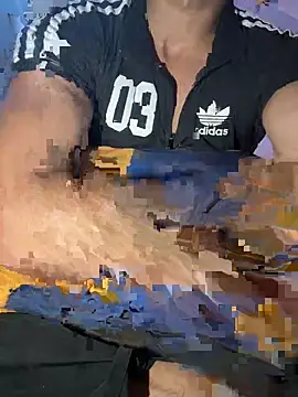 Snapshot of HARSHHU01 chatting on March 15, 6:10 pm HARSHHU01 online show from March 15, 6:10 pm