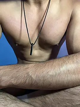 Snapshot of HARSHHU01 chatting on March 20, 2:53 pm HARSHHU01 online show from March 20, 2:53 pm