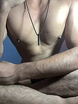 Snapshot of HARSHHU01 chatting on March 22, 10:39 am HARSHHU01 online show from March 22, 10:39 am