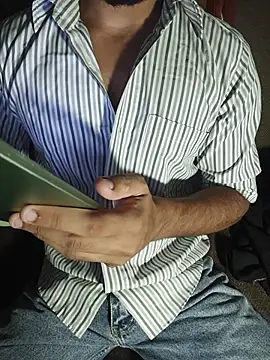 Snapshot of HARSHHU01 chatting on July 12, 9:00 am HARSHHU01 online show from July 12, 9:00 am