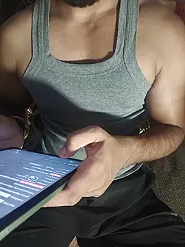 Snapshot of HARSHHU01 chatting on July 13, 10:29 am HARSHHU01 online show from July 13, 10:29 am