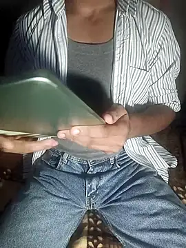 Snapshot of HARSHHU01 chatting on July 23, 5:22 pm HARSHHU01 online show from July 23, 5:22 pm