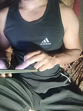 Snapshot of HARSHHU01 chatting on July 29, 10:57 am HARSHHU01 online show from July 29, 10:57 am