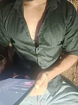 Snapshot of HARSHHU01 chatting on August 1, 2:49 pm HARSHHU01 online show from August 1, 2:49 pm