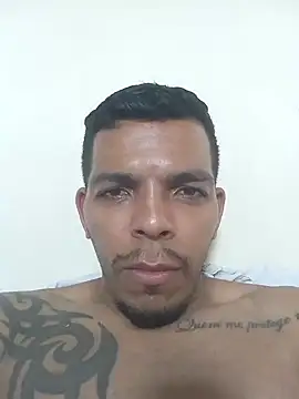 Snapshot of MorenoTatuado93 chatting on March 8, 5:22 pm MorenoTatuado93 online show from March 8, 5:22 pm