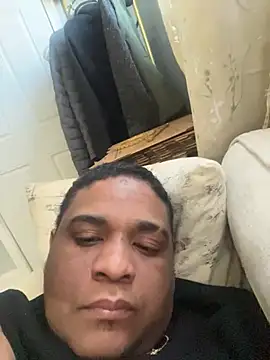 Snapshot of castro0416 chatting on March 8, 9:08 pm castro0416 online show from March 8, 9:08 pm