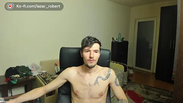 Snapshot of JustinPorno chatting on October 4, 9:57 pm JustinPorno online show from October 4, 9:57 pm