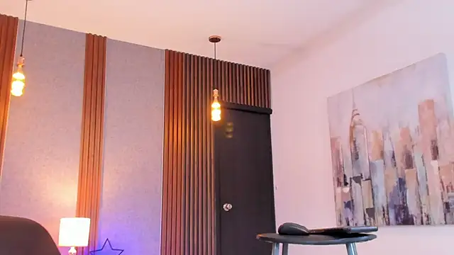 Snapshot of Abby_sinss chatting on November 15, 8:05 pm Abby sinss online show from November 15, 8:05 pm