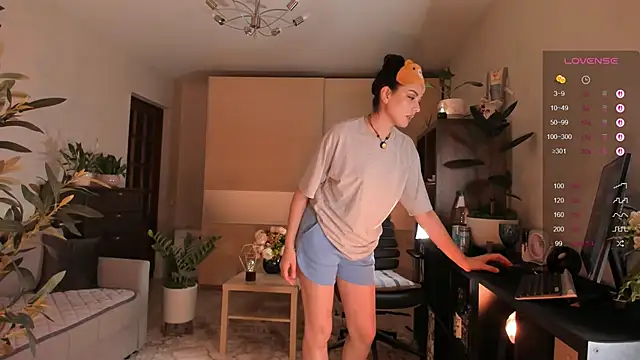 Viki Bellson online show from September 12, 6:19 pm