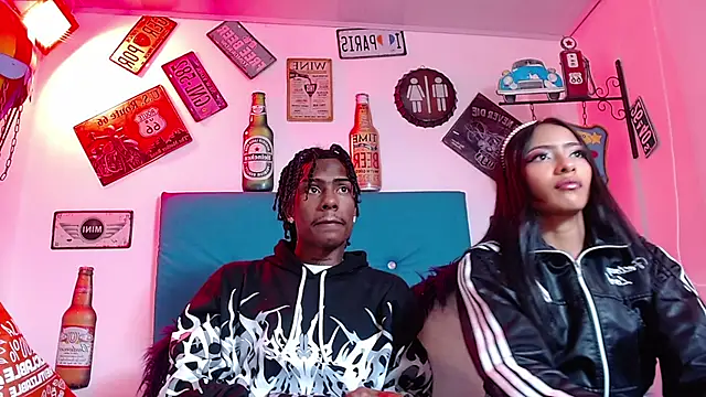 lili roussi online show from October 30, 1:18 am