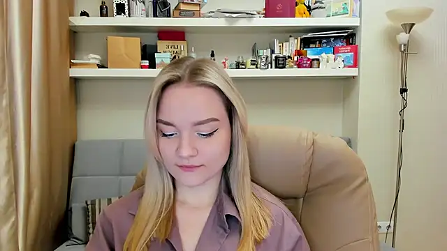 Kara Smith  online show from March 11, 11:59 pm