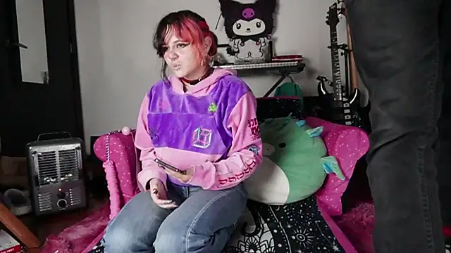 Devil And Princess online show from September 22, 3:41 am