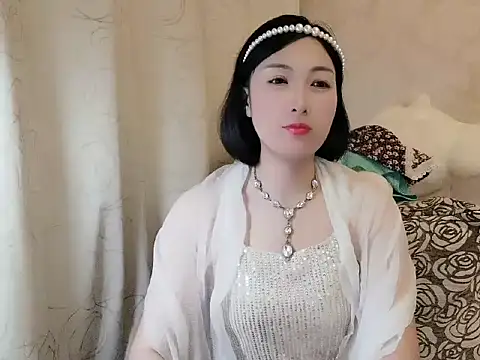 Snapshot of Rachel-6600 chatting on June 20, 6:44 pm Rachel-6600 online show from June 20, 6:44 pm