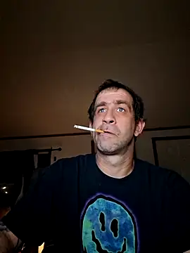 mayg online show from April 15, 4:52 am