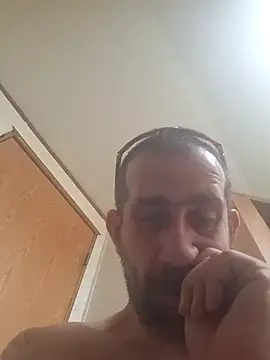 Snapshot of mayg chatting on June 1, 9:49 pm mayg online show from June 1, 9:49 pm