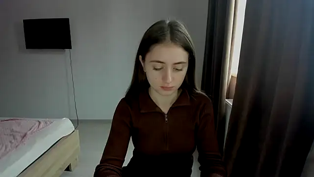 LilyHaart online show from November 4, 12:15 pm