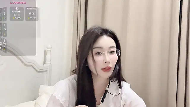 sexy-cc666 online show from March 11, 2:29 pm