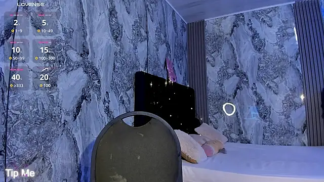 Snapshot of AshleyVega01 chatting on March 21, 2:07 pm AshleyVega01 online show from March 21, 2:07 pm