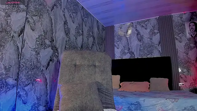 Snapshot of AshleyVega01 chatting on October 24, 2:46 pm AshleyVega01 online show from October 24, 2:46 pm