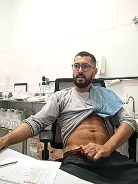 pdasgyn online show from April 7, 3:01 pm