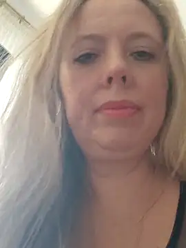 Snapshot of Irina3718 chatting on October 30, 12:17 pm Irina3718 online show from October 30, 12:17 pm