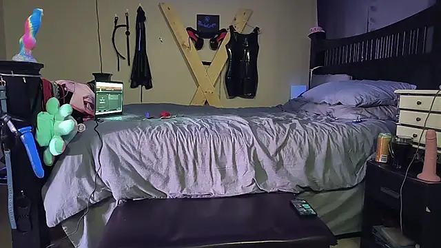 KinkyBratandDaddy online show from November 20, 3:28 am