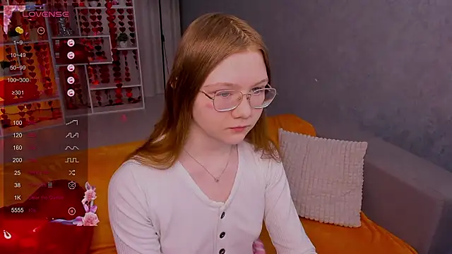 luv tessa online show from February 18, 1:34 am