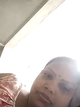 Snapshot of Arohi35 chatting on March 20, 1:48 pm Arohi35 online show from March 20, 1:48 pm