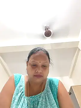 Snapshot of Arohi35 chatting on September 16, 4:30 pm Arohi35 online show from September 16, 4:30 pm