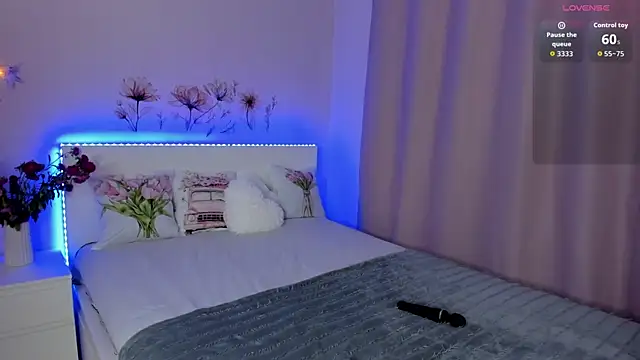 Snapshot of Eva_McCoy chatting on September 16, 6:47 am Eva McCoy online show from September 16, 6:47 am