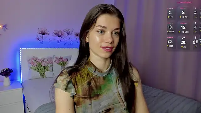Snapshot of Eva_McCoy chatting on September 24, 7:55 am Eva McCoy online show from September 24, 7:55 am