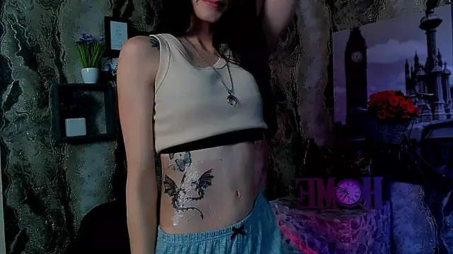 Snapshot of LanaTey chatting on October 17, 1:14 pm LanaTey online show from October 17, 1:14 pm