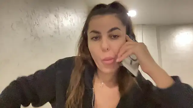 Snapshot of AngelinaMeov chatting on March 20, 5:36 pm AngelinaMeov online show from March 20, 5:36 pm