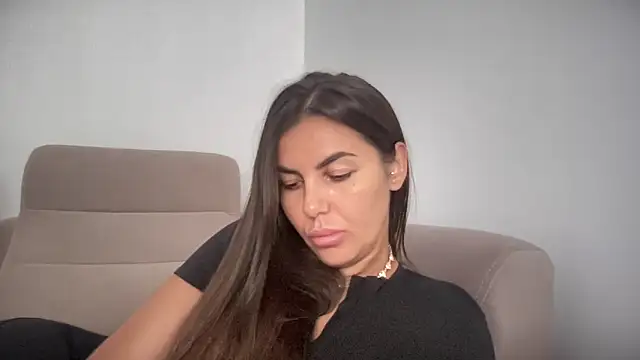 Snapshot of AngelinaMeov chatting on September 15, 10:26 am AngelinaMeov online show from September 15, 10:26 am