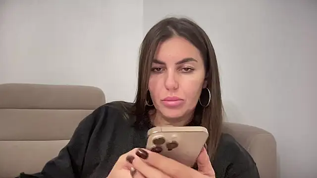 Snapshot of AngelinaMeov chatting on October 21, 5:13 pm AngelinaMeov online show from October 21, 5:13 pm