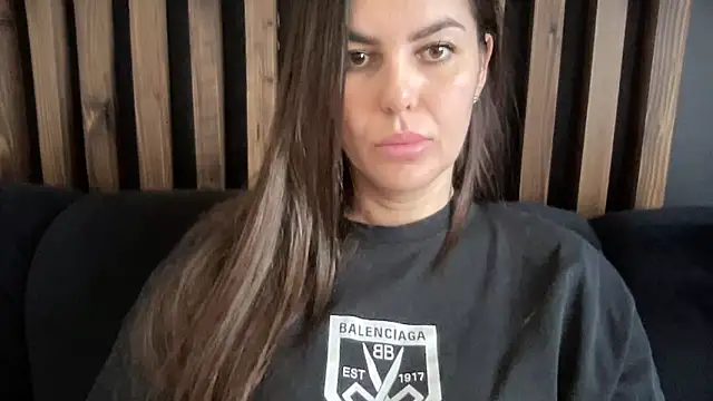 Snapshot of AngelinaMeov chatting on March 4, 12:00 pm AngelinaMeov online show from March 4, 12:00 pm