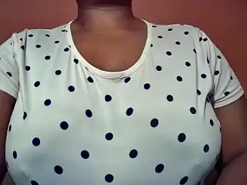 Snapshot of sexyamanda_ chatting on December 26, 3:53 pm sexyamanda online show from December 26, 3:53 pm